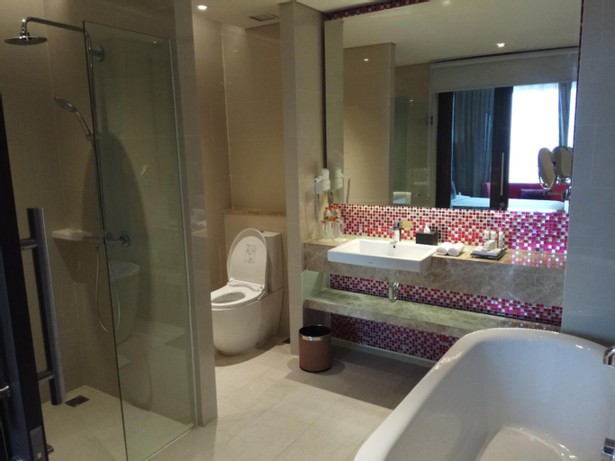 Bathroom 5