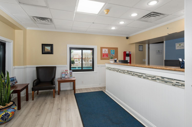 Public Area 2, Coastal Palms Inn and Suites, Worcester