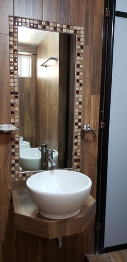 Bathroom 4, Hotel Viena, Monclova