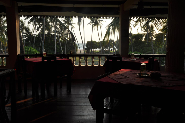 Food & Drinks 5, Ocean View, Bentota