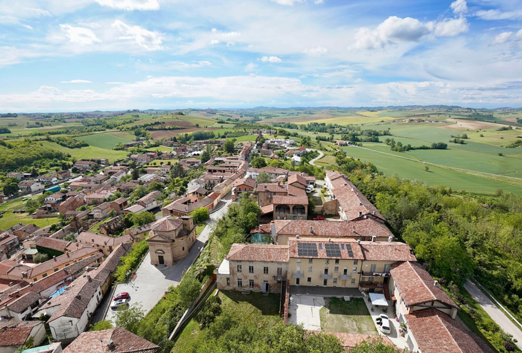 Others 3, La Butte de Viaris, Asti