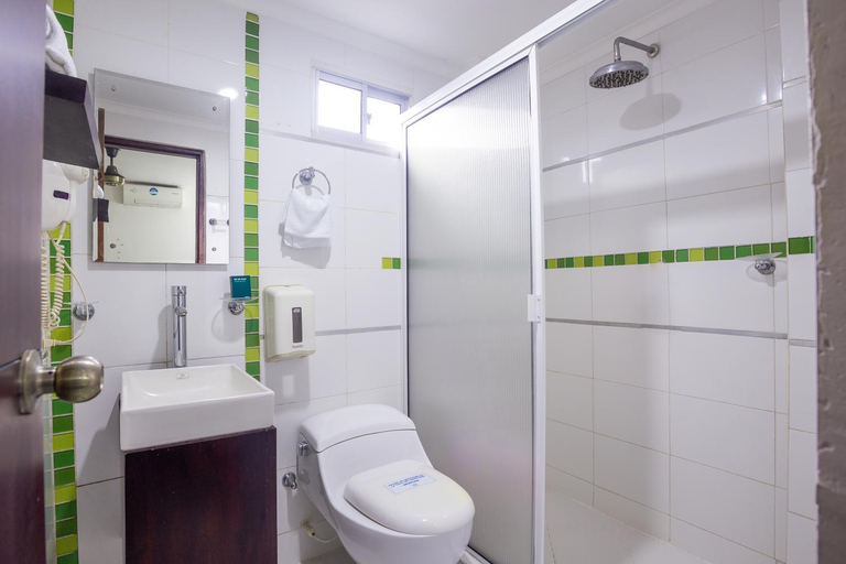 Bathroom 4, Ayenda Casa Real, Montería