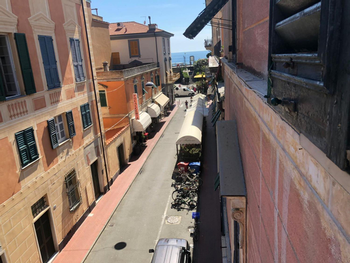 Marevino, La Spezia