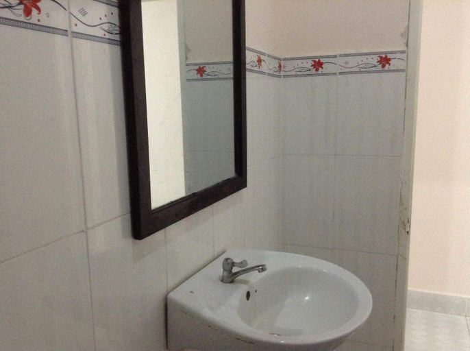 Bathroom 3, 247C/A Guesthouse, Phan Thiết