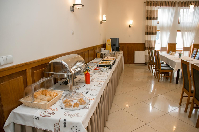 Others 4, Hotel Oaza, Prudnik