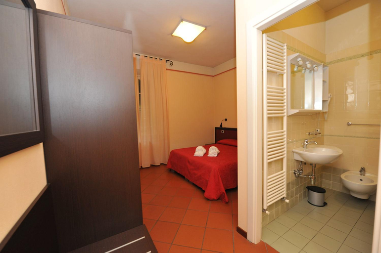 Bathroom 2, B&B Il Seminario, Lucca