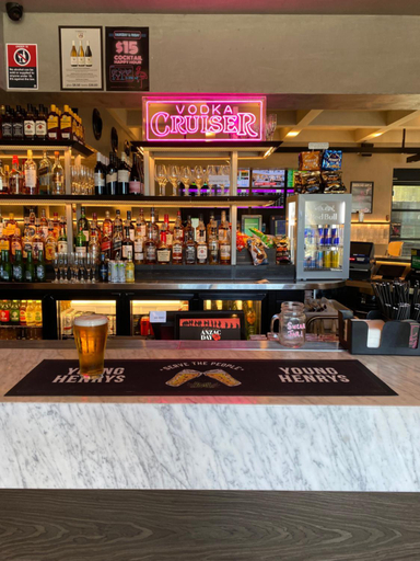 Food & Drinks 4, Illinois Hotel, Sydney