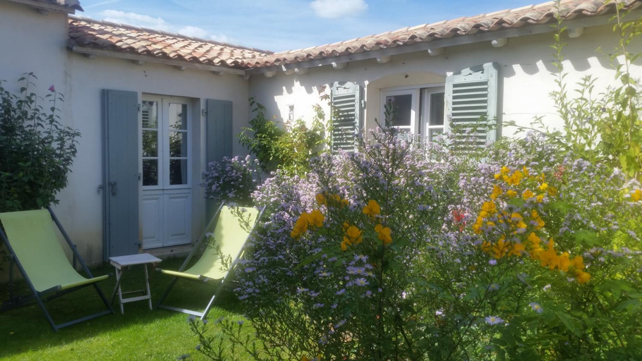 Others 2, La Passerose 3 pieces avec jardin au calme,a 300m de la plage,, Charente-Maritime