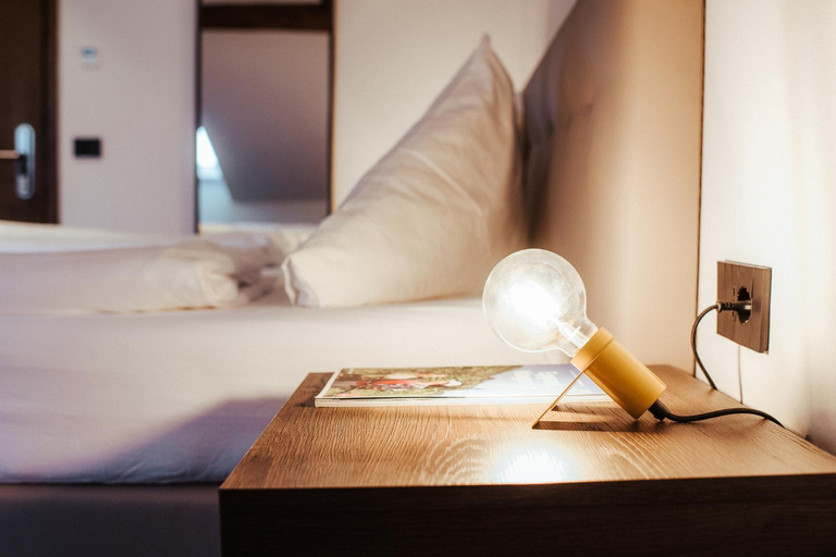 Bedroom 3, Hotel Mandelhof, Bolzano