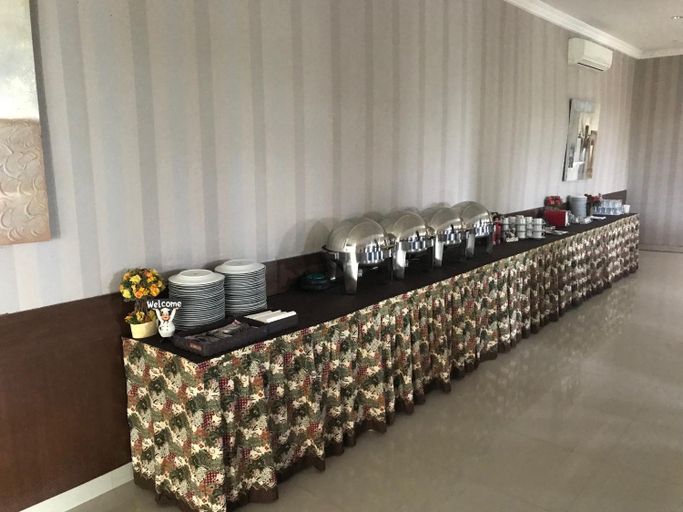 Food & Drinks 4, ホテルアリス, Cilegon