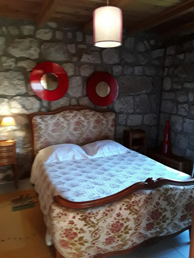 Others 5, L'AUBERGE CHEZ LEON, Haute-Loire