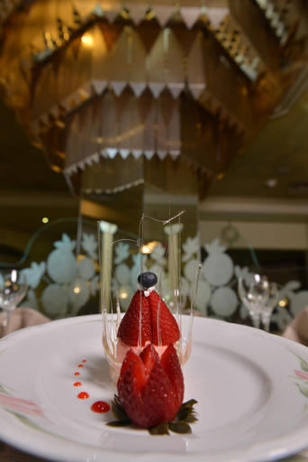 Food & Drinks 5, Regency Palace Hotel, Kasrouane