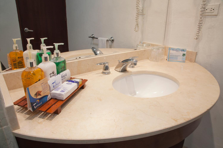 Bathroom 2, Blu Hotel by Tamaca, Santa Marta (Dist. Esp.)