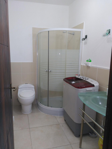 Bathroom 4, Maggy's House, Villa Hermosa