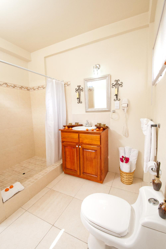 Bathroom 3, Grooms Beach Villa & Resort