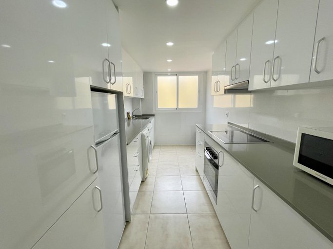 Others 4, Dona Lola Martha - Spacious 3 bedroom apartment with partial sea views, Málaga
