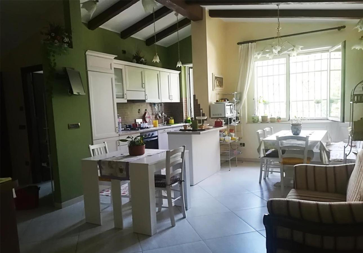 Others 4, B&B Arcobaleno, Potenza