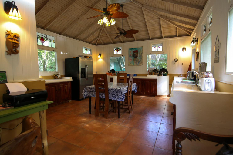Others 5, Tingalaya's Retreat