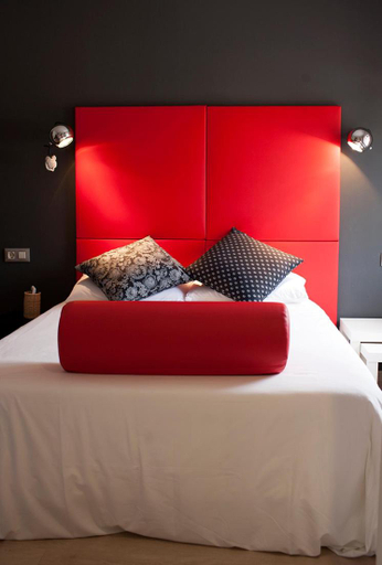 Others 4, Hostal Totsompops, Girona