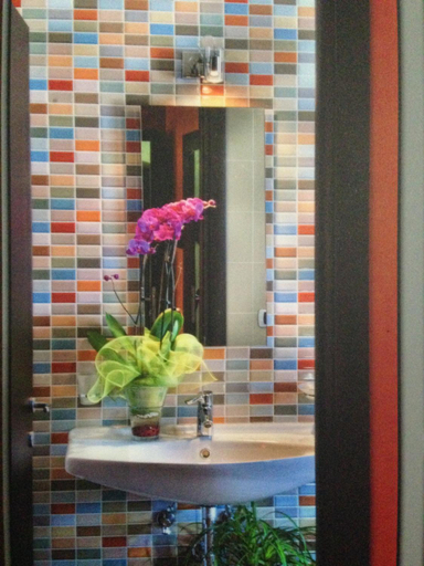 Bathroom 3, B&B 21-12, Napoli