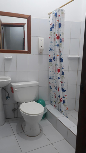 Bathroom 2, Hostal Marysol, Santa Cruz