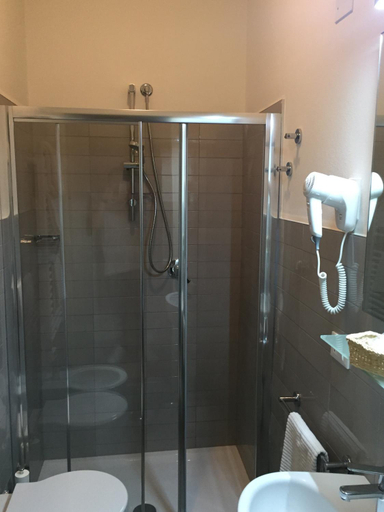 Bathroom 3, Fedora Hotel, Rimini