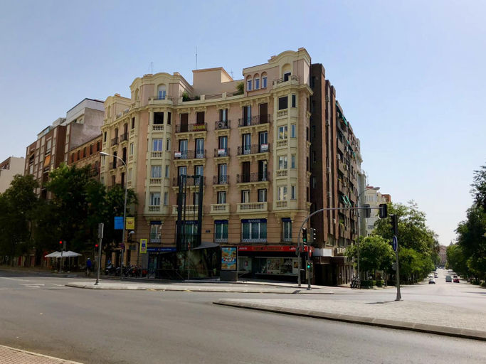 Others 3, Hostal Nersan2, Madrid