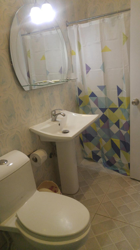 Bathroom 3, Hotel Gazcue, Distrito Nacional