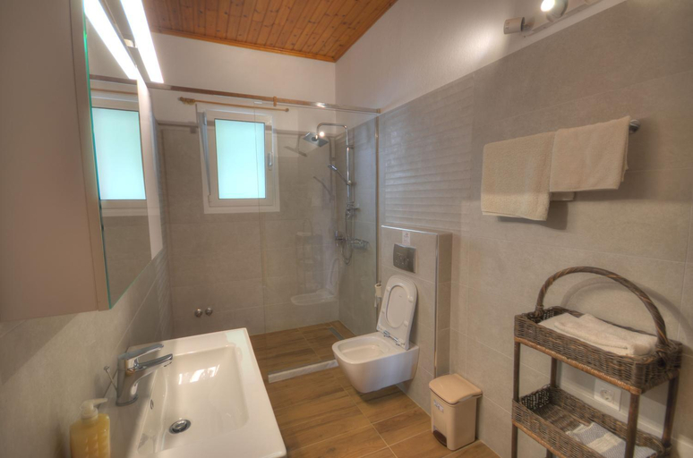 Bathroom 1, Anna Pension, Ionian Islands