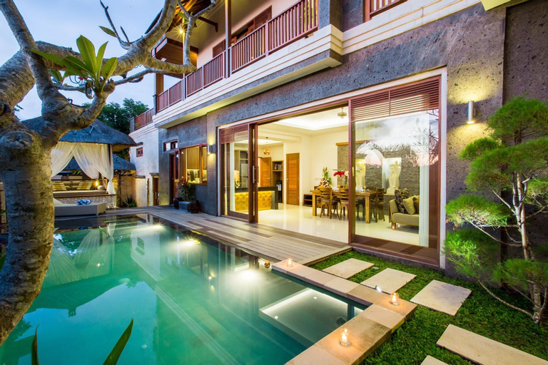 Swimming Pool 2