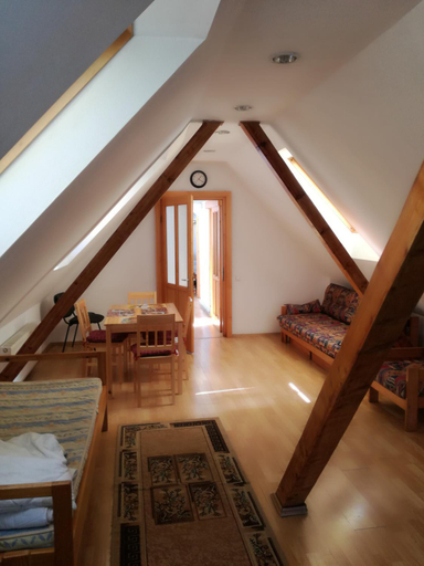 Others 5, Apartament Roza, Brasov