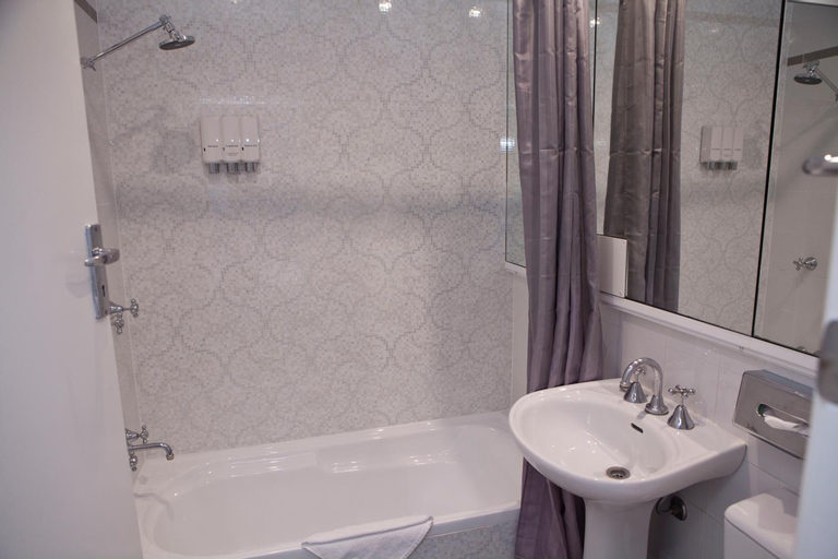 Bathroom 6