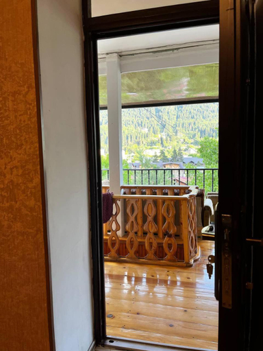 Others 3, Guesthouse Data, Mestia
