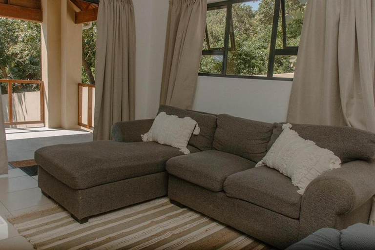 Others 5, 373 on Bristol Home, Ugu