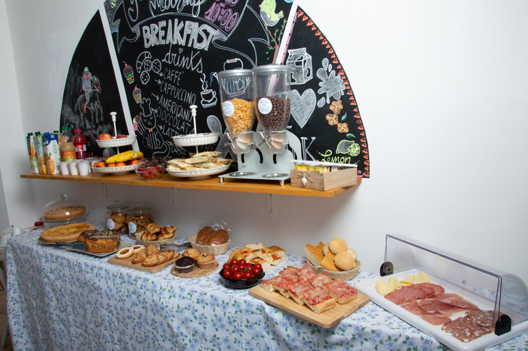 Food & Drinks 3, B&B Le Camere di Livia, Siena