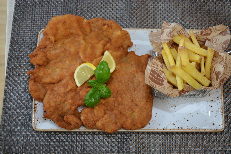 Food & Drinks 8