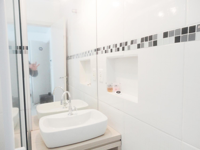 Bathroom 4, Lages Plaza Hotel, Lages