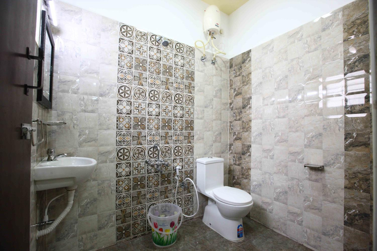 Bathroom 3, Sreedevi Residency, Chennai