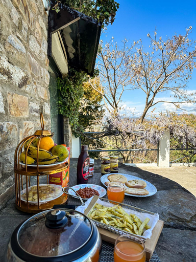 Food & Drinks 5, Avenida Himalayan Retreat , Nainital