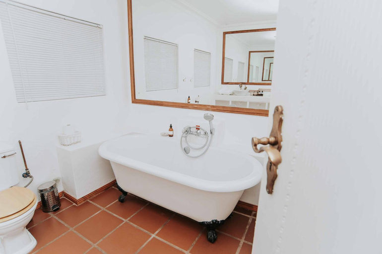 Bathroom 5, African Vineyard Boutique Hotel & SPA, Siyanda