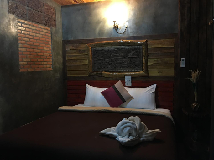 Bedroom 4, Sea Rock Hotel, Ko Phangan
