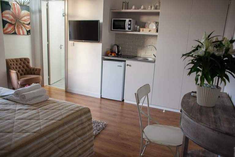 Others 4, Operetta House, Larnaca