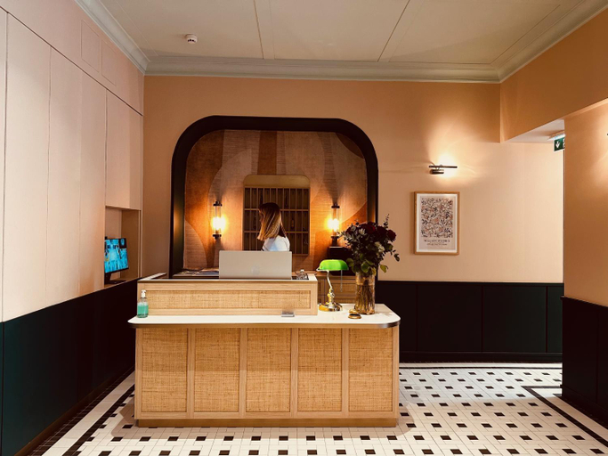 Public Area 2, Hotel De Londres, Alpes-Maritimes