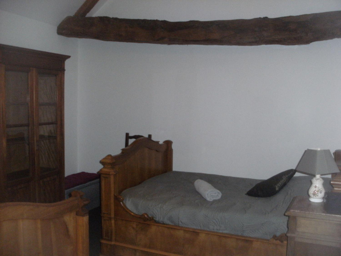 Others 5, grange dans ancien corps de ferme, Calvados