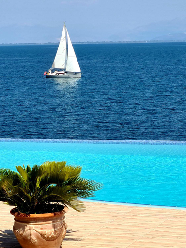Others 5, Iris Villas, West Greece