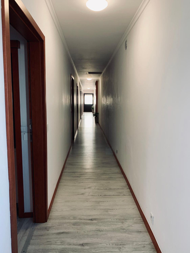 Others 5, Bianco - pokoje noclegowe, Częstochowa City