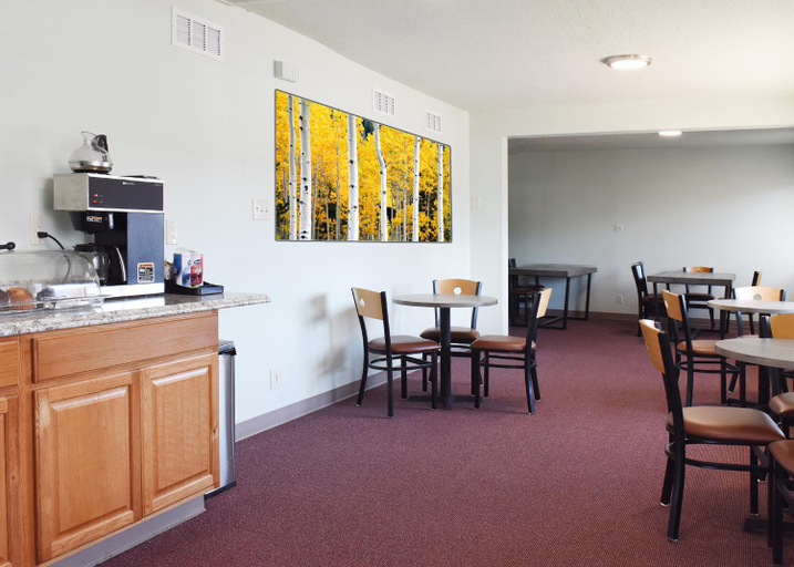 Others, GREELEY UNIVERSITY INN/ GREELEY INN, Weld