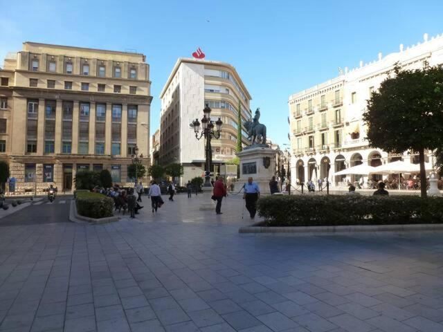 Others 3, CHAMBRES D'HOTES CHEZ CATHERINE A REUS chambre de Paris avec salle de bains privee, Tarragona