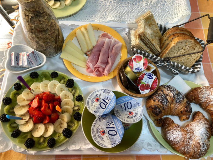 Food & Drinks 5, B&B Roomantic & Piscina Idromassaggio, Palermo