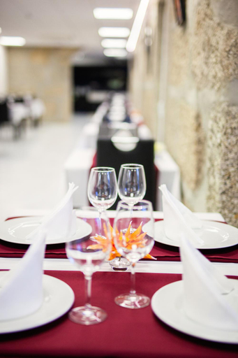 Food & Drinks 4, Fonte Velha, Penafiel